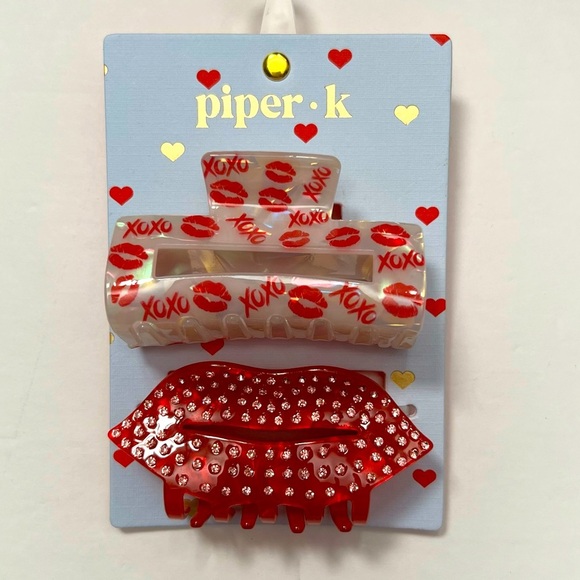Piper K Kiss Kiss XOXO And Lips Valentine Claw Hair Clips New With Tags - Picture 1 of 1